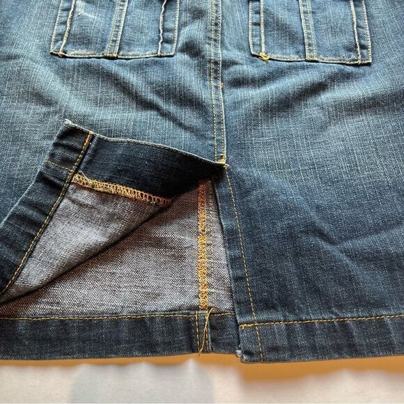 l.e.i. Women's Faded Blue Jean Skirt size 7 - Picture 8 of 9